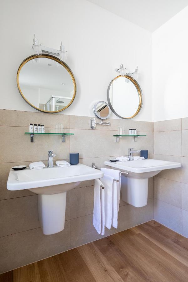 Vis A Vis Apartments Трієст Екстер'єр фото